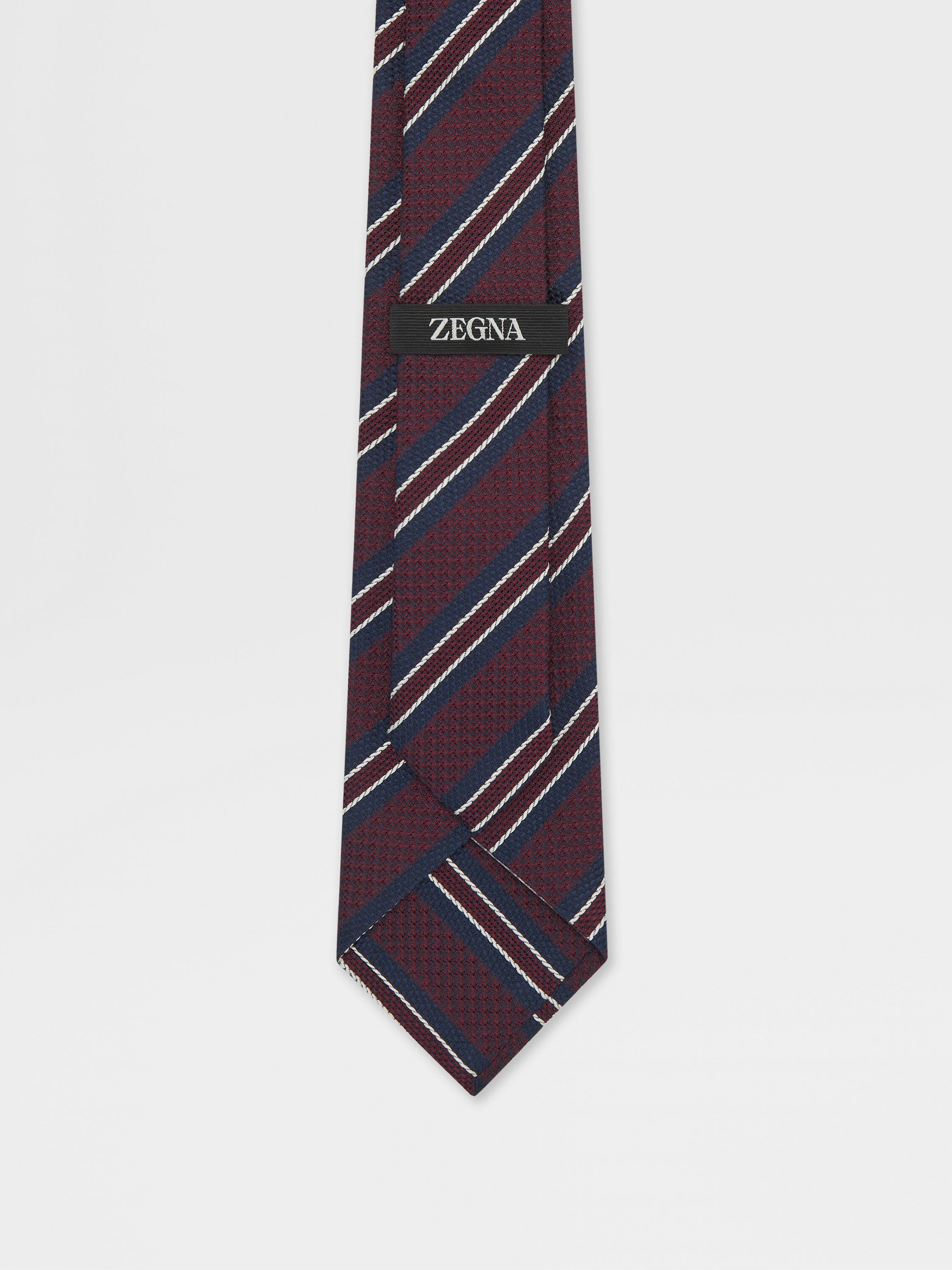 Burgundy Silk Tie Product detail photo #2