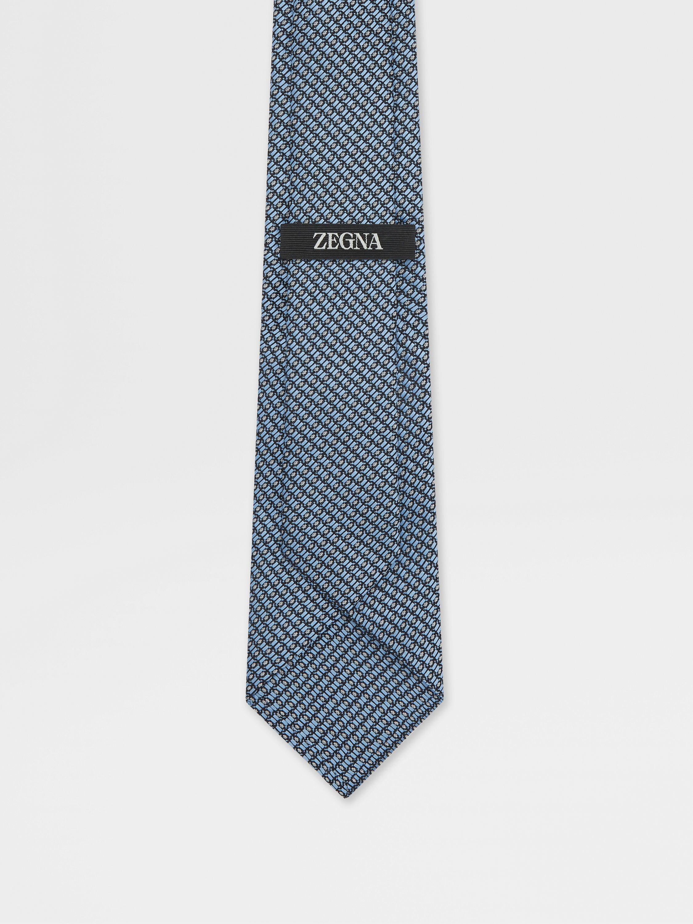 Krawatte aus Seide in Hellblau Detailfoto #2 des Produkts