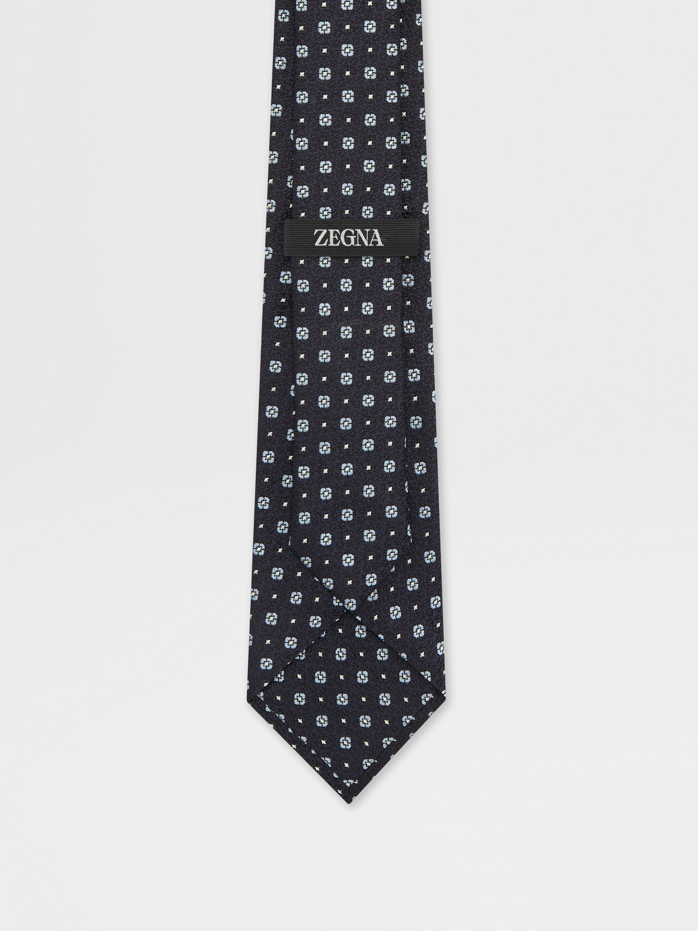 Krawatte aus Seide in Dunkelblau Detailfoto #2 des Produkts