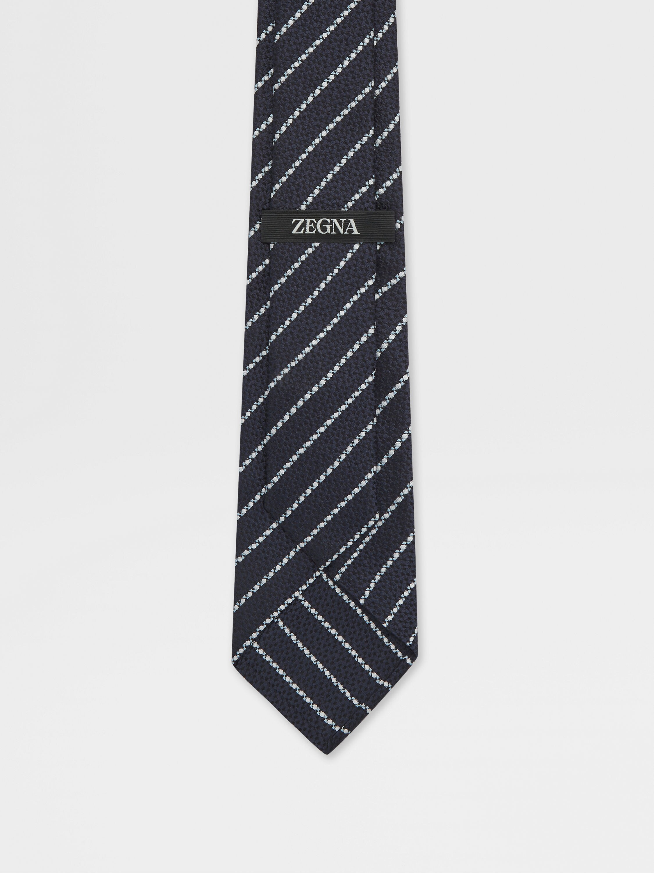 Dark Blue Silk Tie Product detail photo #2