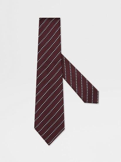 Ermenegildo selling Zegna maroon pattern silk tie