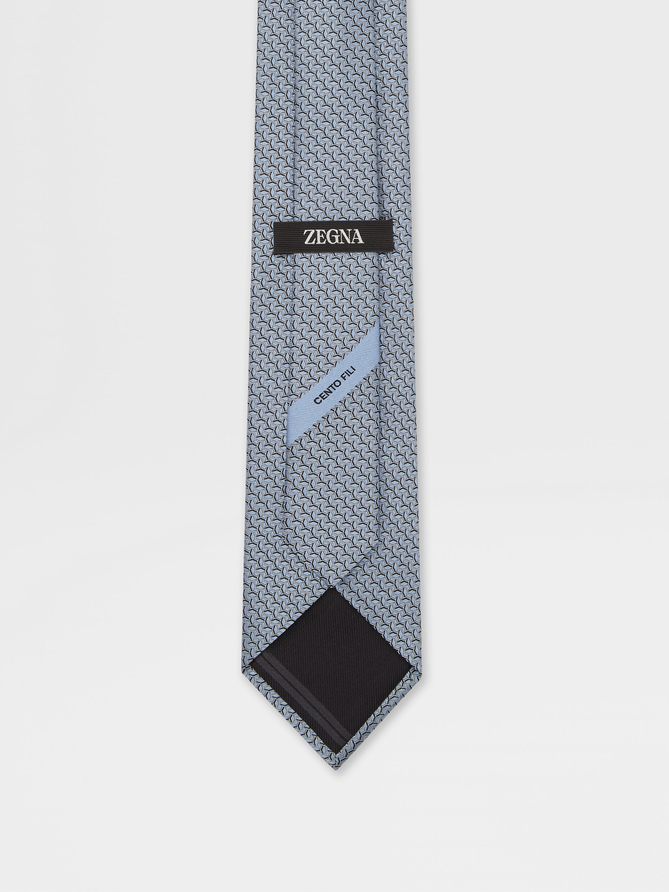 Krawatte aus CENTO-FILI-Seide in Hellblau Detailfoto #2 des Produkts