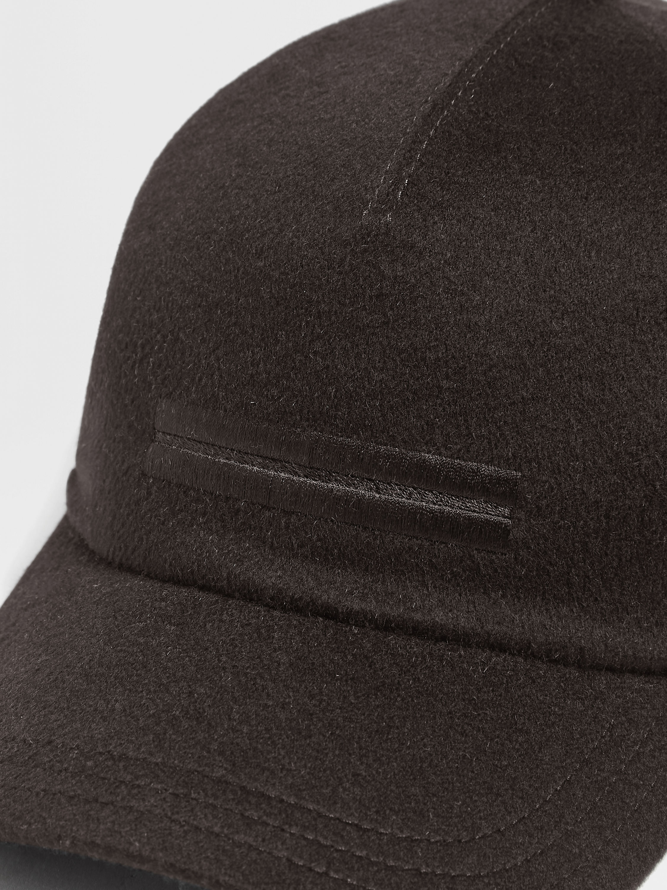 Dark Brown Oasi Cashmere Baseball Cap Product detail photo #1