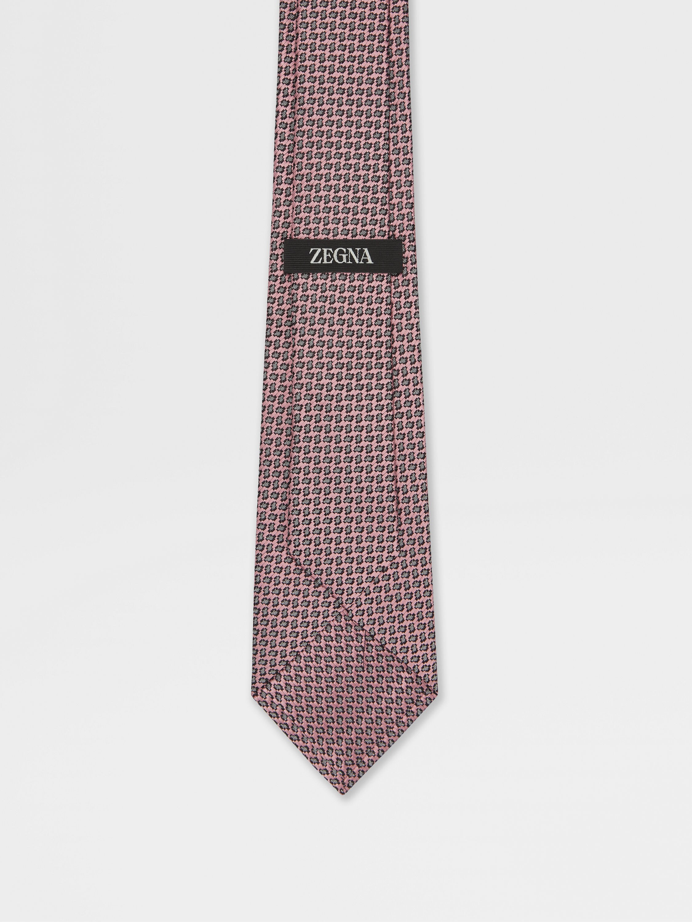 Pink Silk Tie Product detail photo #2