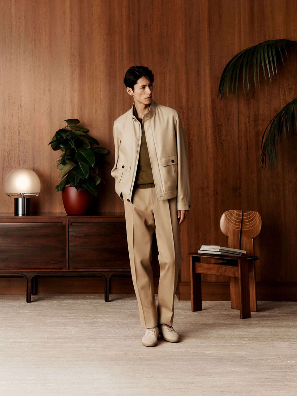 A model in a monochromatic Zegna look with the Zegna 232 sneaker.